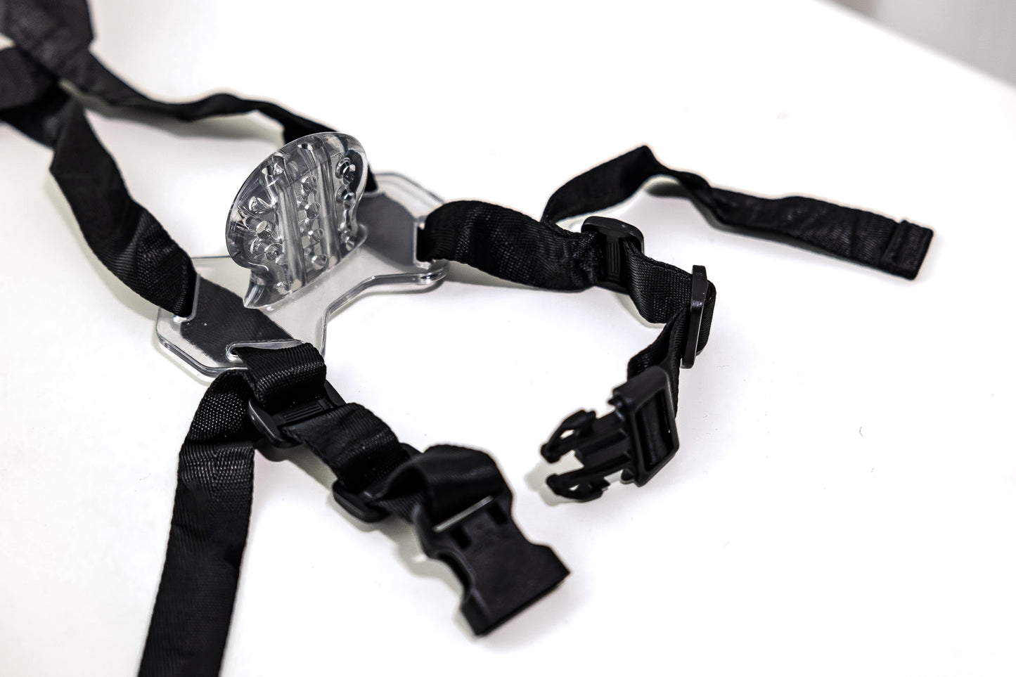 Protective mask restraints for dementia patients